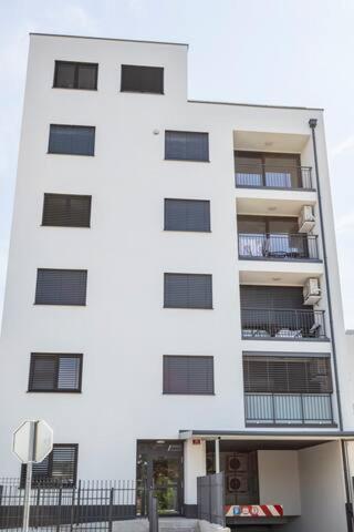 La Studio Máribor Exterior foto